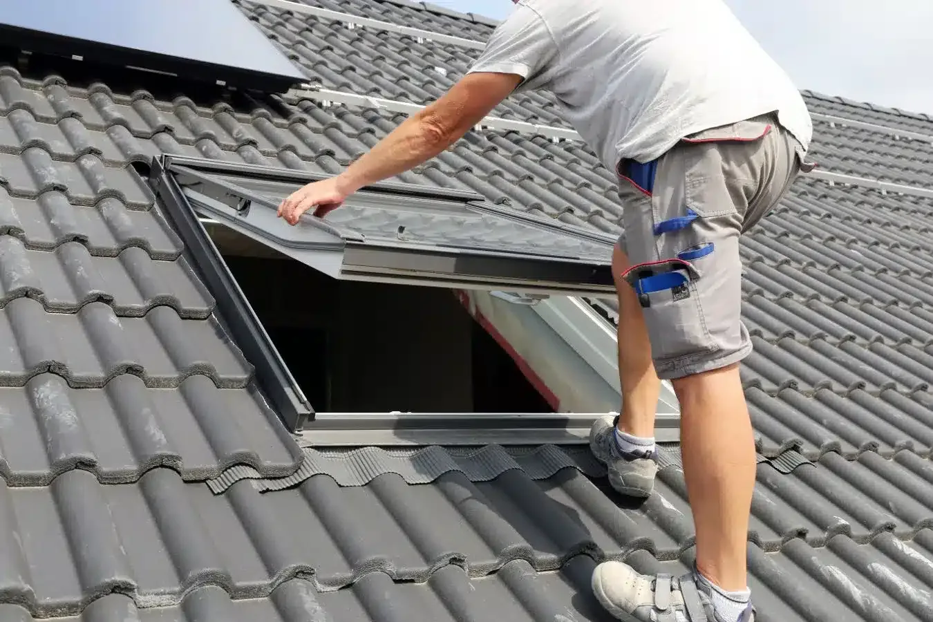 Pose et remplacement de Velux à Olivet par Steve Schartier, artisan couvreur