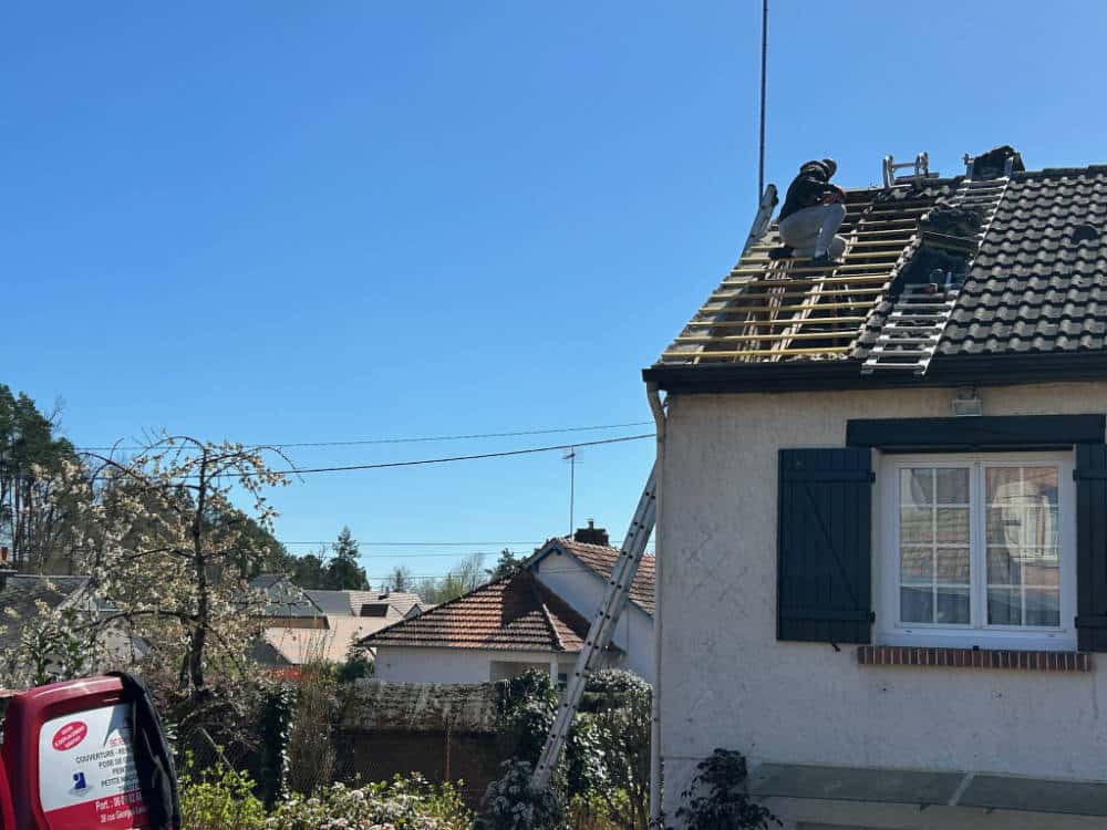Remplacement et rénovation de toiture ancienne à Orléans